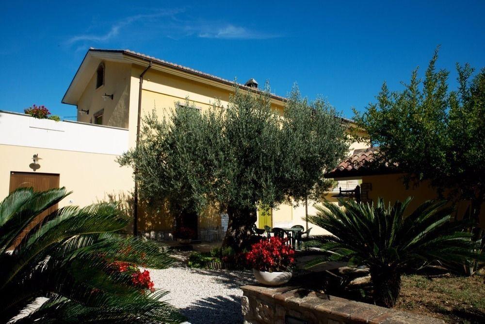 Agriturismo Il Casolare Di Nonno Mario Manoppello Экстерьер фото