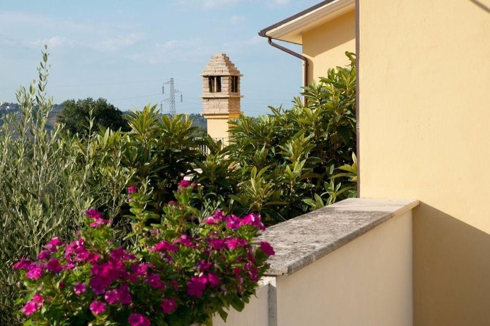 Agriturismo Il Casolare Di Nonno Mario Manoppello Экстерьер фото